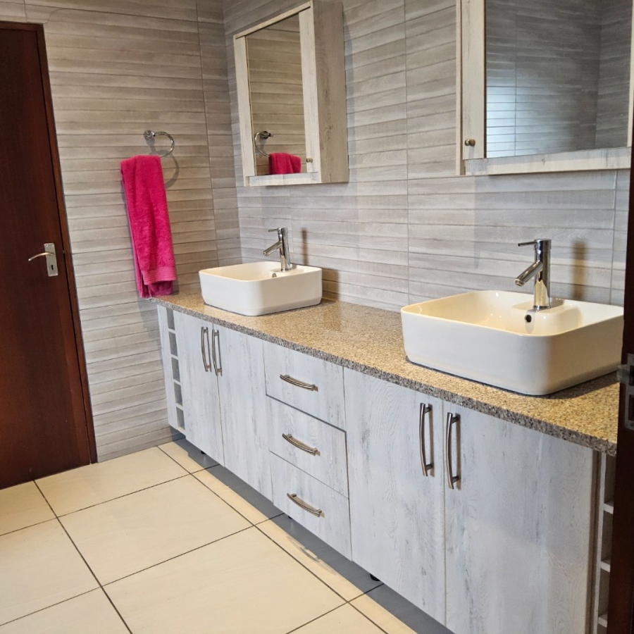 3 Bedroom Property for Sale in Lilyvale Free State